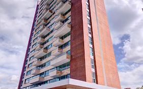 Estelar La Torre Suites